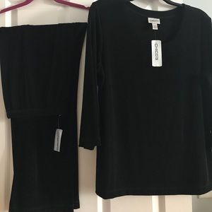New w/tags! 2 piece Chico’s size 3 Black Travelers